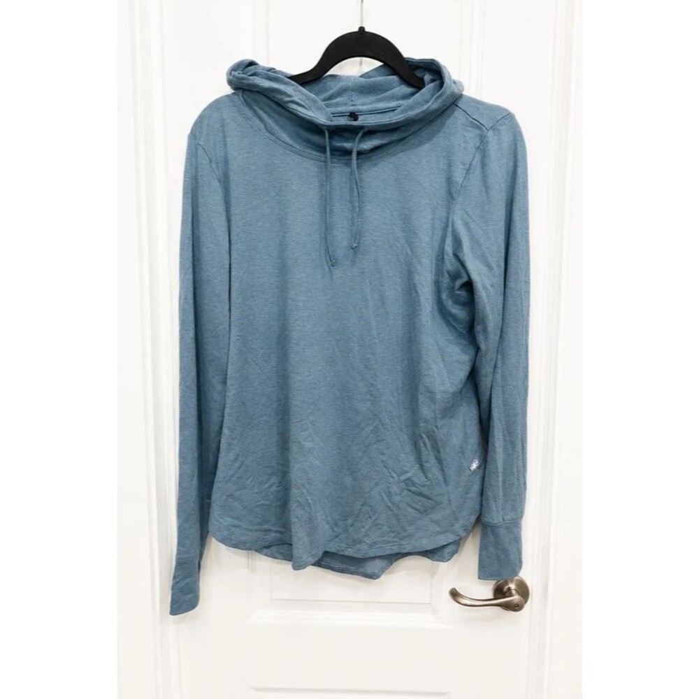 Gaiam Women’s Blue Cowl Neck Long Sleeve Performance Top Size Large